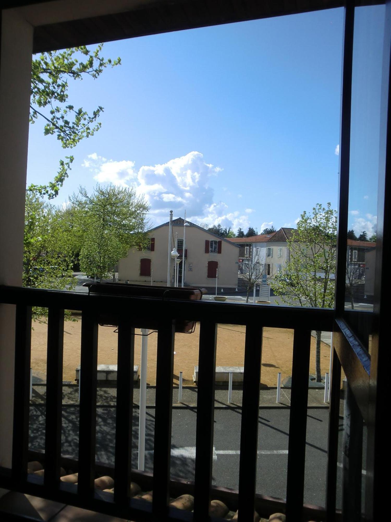 Hotel Bar Des Arenes Pontonx-sur-l'Adour Экстерьер фото